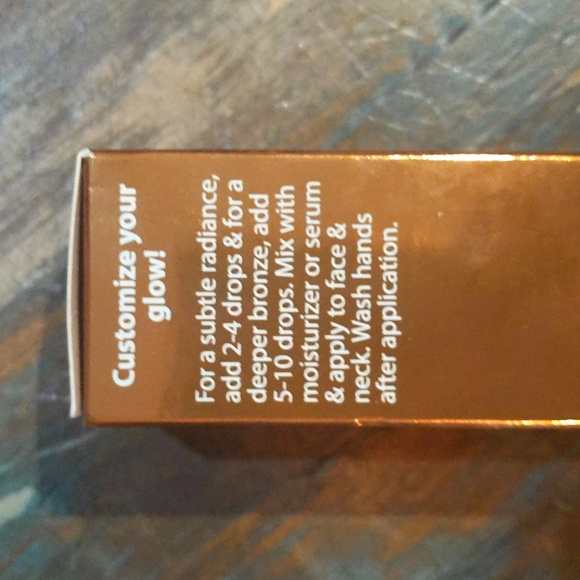 New! Tarte Park Ave Princess Gradual Self-Tanning Drops - Picture 3 of 4